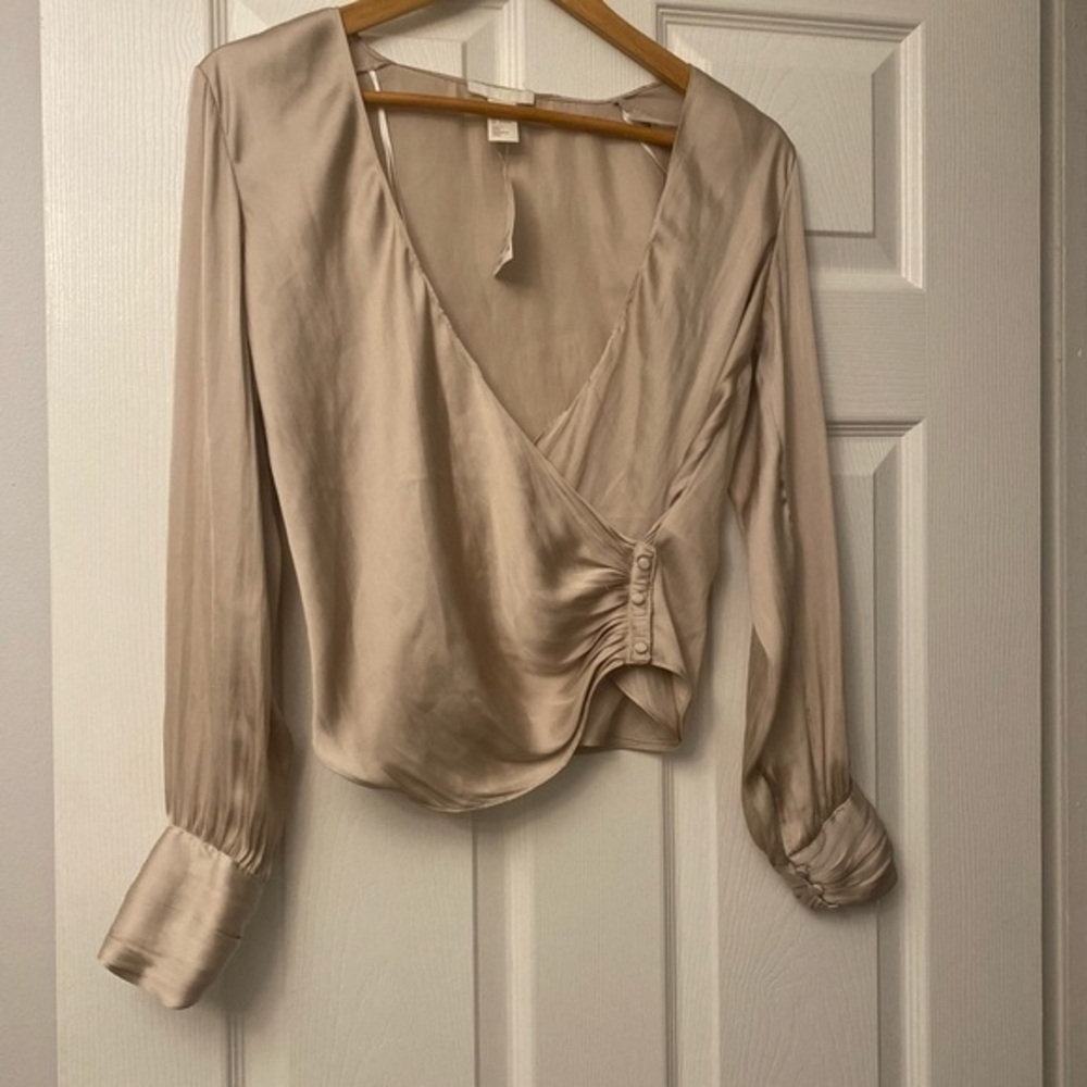 Wrap top - Picture 1 of 4